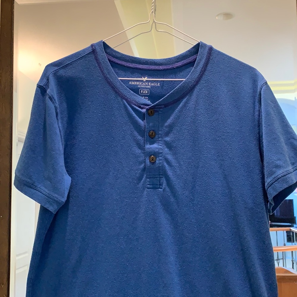 American Eagle Outfitters 🦅.  Shoot sleeve T-shirt. Blue. Button front.